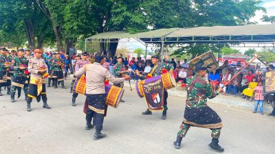 Satgas Yonif RK 744/SYB Dan Polres Belu Unjuk Kebolehan Bermain Gendang Beleq Dalam Menyambut HUT RI Ke-78 Sebagai Wujud Sinergitas TNI–Polri di Tapal Batas RI-RDTL